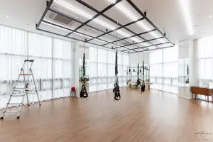 삼면 통창 프리미엄 플라잉요가 스튜디오